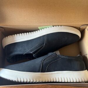 Men’s casual shoes